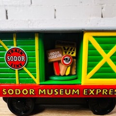 Museum Car Thomas the Tank & Friends Take N Play Along Diecast Push Trains
