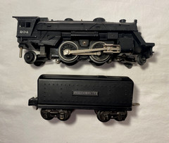 Lionel Late Prewar 204 Locomotive and 2689TX Tender – Good Shape and Runs
