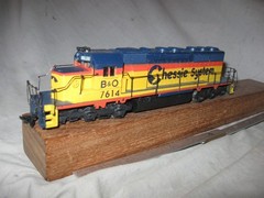 X4704 HO ATHEARN CHESSIE SYSTEM B & O 7814 EMD SD40-2 DIESEL LOCO