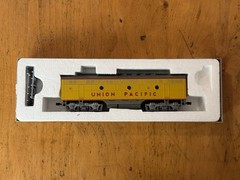 HO Scale Stewart Hobbies Union Pacific Diesel B Unit Locomotive Kato Drive Box