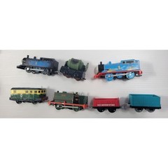 Lot of 4 Mattel 2013 Thomas Train Friends Trackmaster w/ Carts Motorized Tested