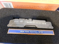 Lionel Big Rugged Trains GP-9 New York Central