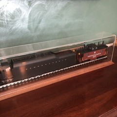 Lionel Pennsylvania Railroad 6-18010 6-8-6 Steam Turbine & Tender Plus 6-51702