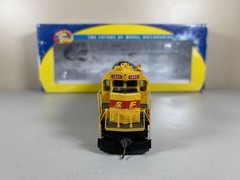 HO Athearn RTR DCC Ready Santa Fe Kodachrome GP40X #3805