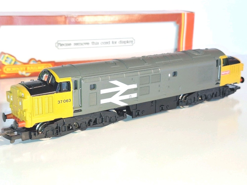 Hornby R348 BR Class 37 Diesel Loco. New Old Stock. Mint Cond. Boxed. OO Scale