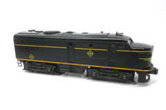 Lionel Postwar O Gauge 2032 Erie Alco AA Twin Diesel Locomotive Set