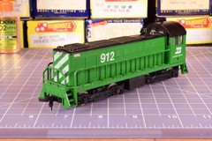 near DOA 10.0oz by AHM ALCO S-10? Burlington Northern 918 WVS