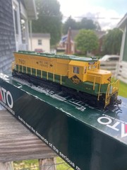 Kato SD45 Reading #7601 NOS HO custom number boards complete, Conrail