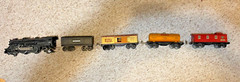 Metal Lionel Train Set – Engine, Tender, Tank, Box Car & Caboose Nice Vintage