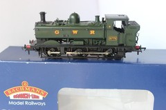 Bachmann 32-215 Class 57XX GWR Green Pannier Tank 5775 – Boxed