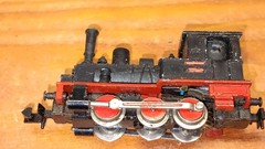 Minitrix Vintage West German N scale 2913 0-6-0 Steam Locomotive With Extras!