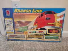 Vintage Branch Line HO Scale Electric Train Set Santa Fe Engine Boxed NEW