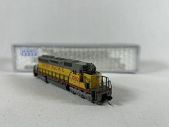N Kato Union Pacific SD40 Shield Large Number #3082