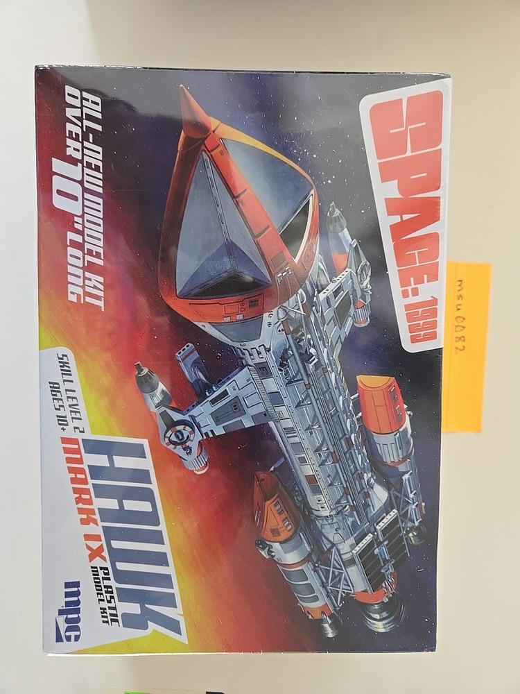 MPC 1/72 Space 1999 Hawk Mk IX MPC881 Plastic Model Kit – Over 10″ Long – Sealed