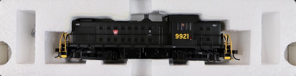 Atlas Classic HO Locomotive Item # 7137 RS-1 Pennsylvania- Road #9921 NEW