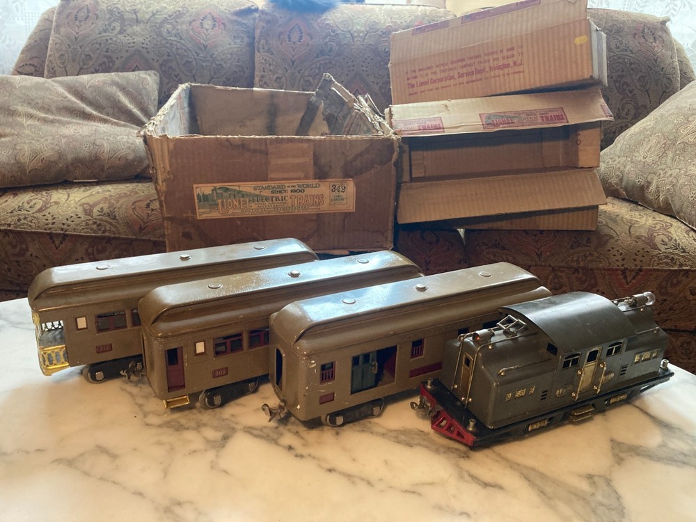 1920s Prewar Lionel 342 Train set with 318 engine 309, 310 & 312 Cars in Boxes