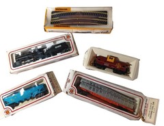 Bachmann Ho Scale Electric Trains and Accessories Bundle