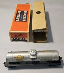 1946 Lionel S.U.N.X. 2555 Single Dome Silver Tank Car ~ O GAUGE ~ W/OB ~ XS301