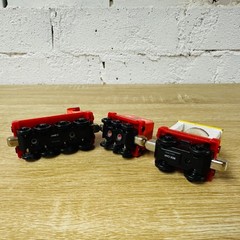 Bee James goes Buzz Buzz Thomas the Tank & Friends Take N Play Along Push Trains