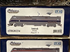 Ho Athearn Genesis Amtrak P42DC PH4 #8 Commuter Loco Train DCC READY – ATHG81234