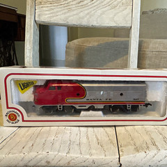 Bachmann Athearn HO Scale Santa Fe EMD F9 Diesel Freight Train Car Mega Lot 10pc