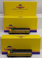 Athearn G22030 HO Scale F-7A Freight Locomotive Set 250-A & 250-C EX/Box
