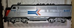 VINTAGE LIONEL #8466 NEW AMTRAK F3 A POWERED DIESEL SHELL & POST WAR FRAME, NICE