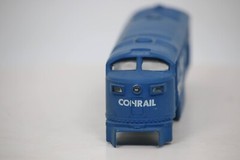 HO Gauge 1:87 Scale ENGINE Shell 1577 CR CONRAIL Blue Diesel