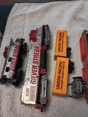 illinois central ho scale locomotives and caboose and other ho parts