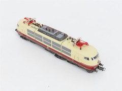 HO Scale Roco 04146A DB Deutsche Bahn BR 103 Electric Locomotive #240-8