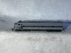 Beautiful Rivarossi New York Central RR E-8/9 Engine Set Pwrd/Dmy HO