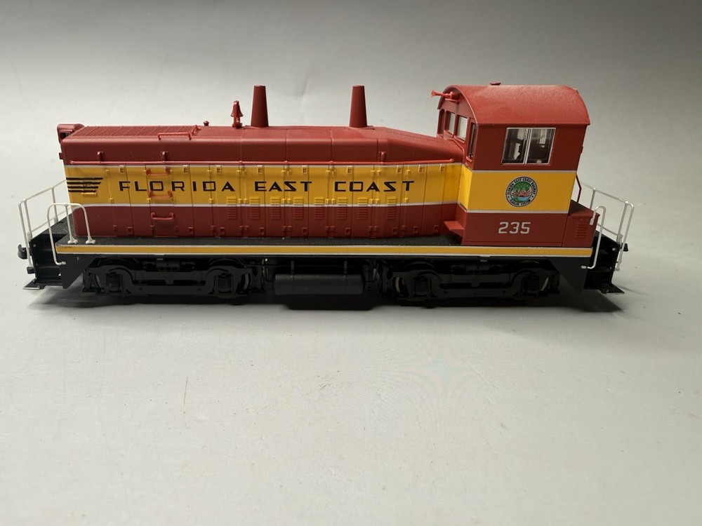 Life-Like HO Scale Florida East Coast FEC #235 SW9 SW1200 Diesel Locomotive