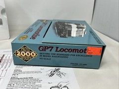 Proto 2000 23260 HO Scale NYC Powered GP-7 Diesel Locomotive #5804 NIB