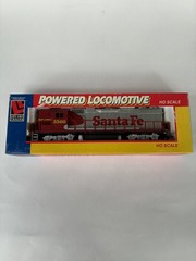 Vintage LIFE-LIKE Train HO Powered Locomotive Santa Fe #8067 NIB