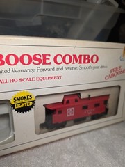 Bachmann Santa Fe 4015 Diesel Engine And Caboose Combo In Box Untested