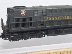 As Is MRC N Scale RSD-15 Diesel Locomotive Pennsylvania 8615 Parts Repair