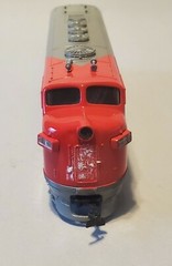 Bachmann HO Train Santa Fe #307 EMD F9 Powered Diesel Locomotive ~ lot t1086