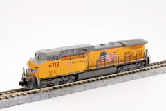 KATO 1767040DCC N SCALE AC4400CW Union Pacific “Flag” #6730 DCC 176-7040-DCC