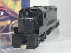 Athearn 4650 HO Scale GP38-2 Diesel Locomotive Undecorated Dummy Train NOS (H)