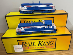MTH Railking 30-20404-1 & 3 GM Diesel Division SW8 Proto 3.0 Calf Engine O Gauge
