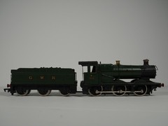 OO Mainline Railways Class 2251 Collett Goods in GWR Green PRE-OWNED & DAMAGED