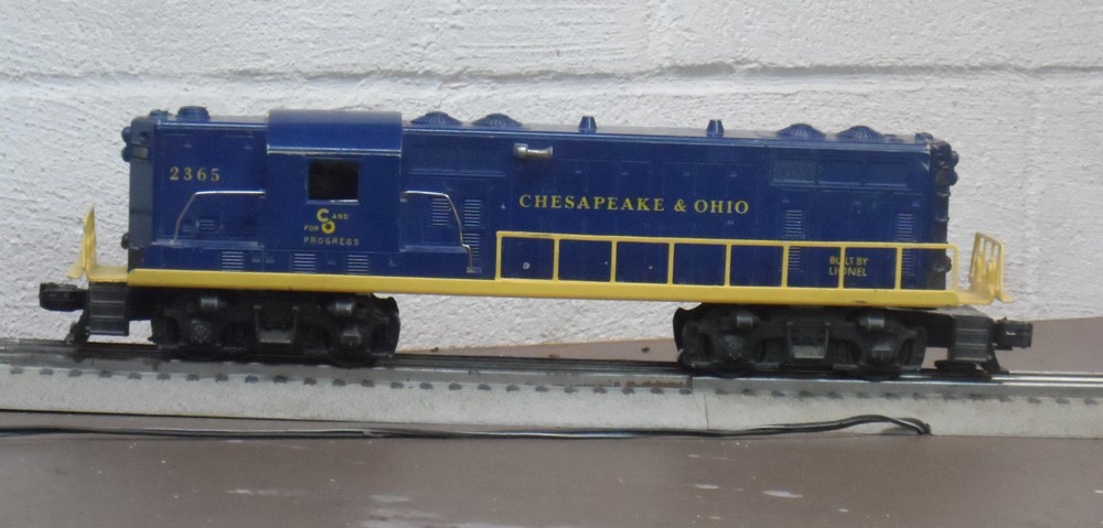 Lionel O-Gauge 2365 C&O Chesapeake & Ohio GP-7 Diesel Locomotive