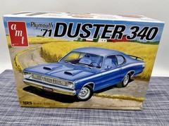 AMT 1/25 1971 Plymouth Duster 340 AMT1118 Plastics Car/Truck 1/24-1/25
