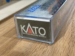 Kato N #176-5362 E8A Locomotive Illinois Central IC #4018 LNIB