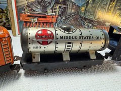 🚂 O SCALE- MARX – VINTAGE “COMMODORE” 0-4-0 LOCO. TANK & BOXCARS -TIN 💥L2504