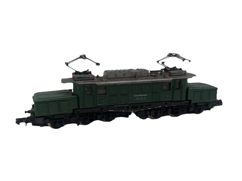 ARNOLD 2310 / 0231 E-LOK “CROCODILE” DB 194 147-5 DB – ELECRIC LOCOMOTIVE