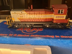Atlas O scale 3 Rail SW-9 Canadian Pacific Diesel Engine
