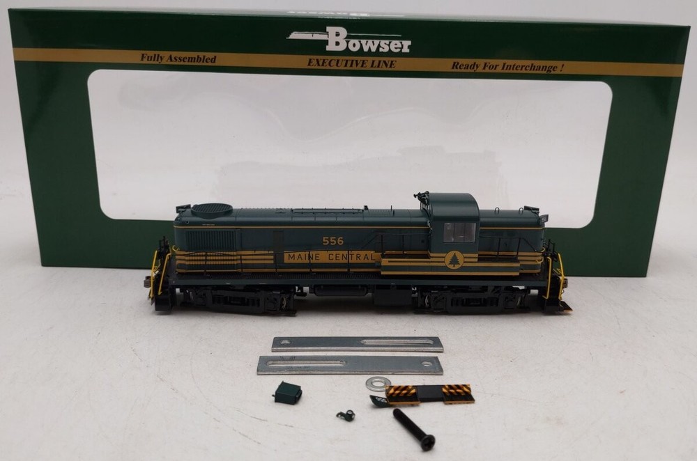 Bowser 25207 HO Maine Central ALCo RS-3 Diesel Locomotive #556 EX/Box