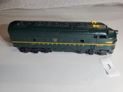 HO Mantua Pennsy #9769 F7A Diesel Locomotive-w/Light-Refurb-DC-Runs Good