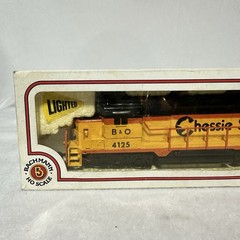 Bachmann HO Scale EMD GP 30 Diesel Chessie No.41-630-09